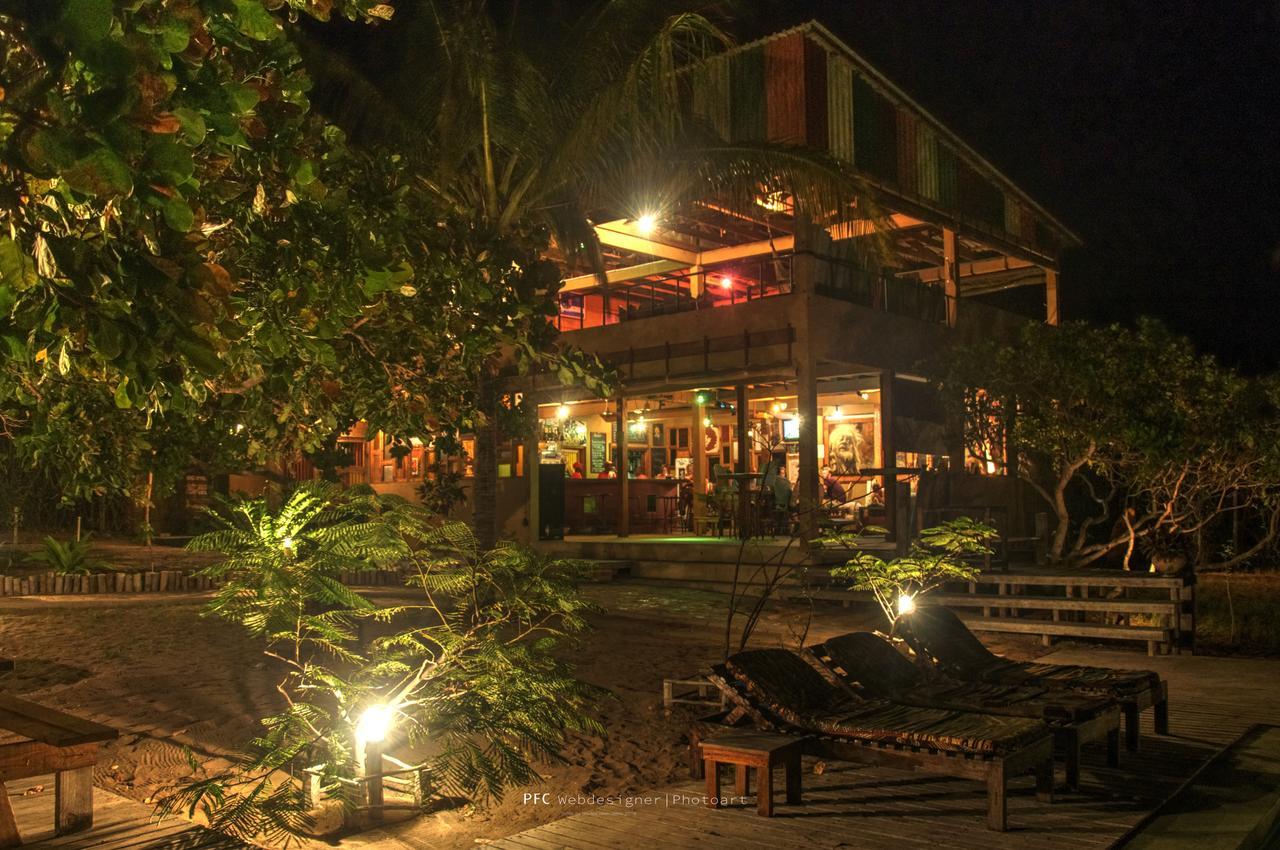 Mozambeat Motel Praia do Praia do Tofo Eksteriør billede